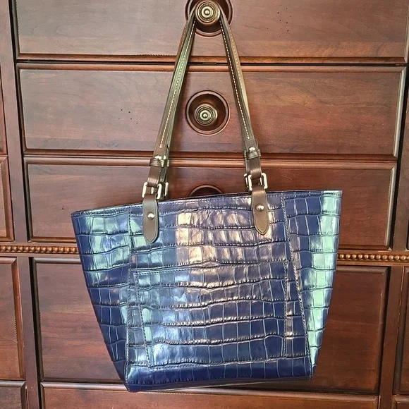 Dooney & Bourke Exotic Leather Purse - Picture 4 of 13